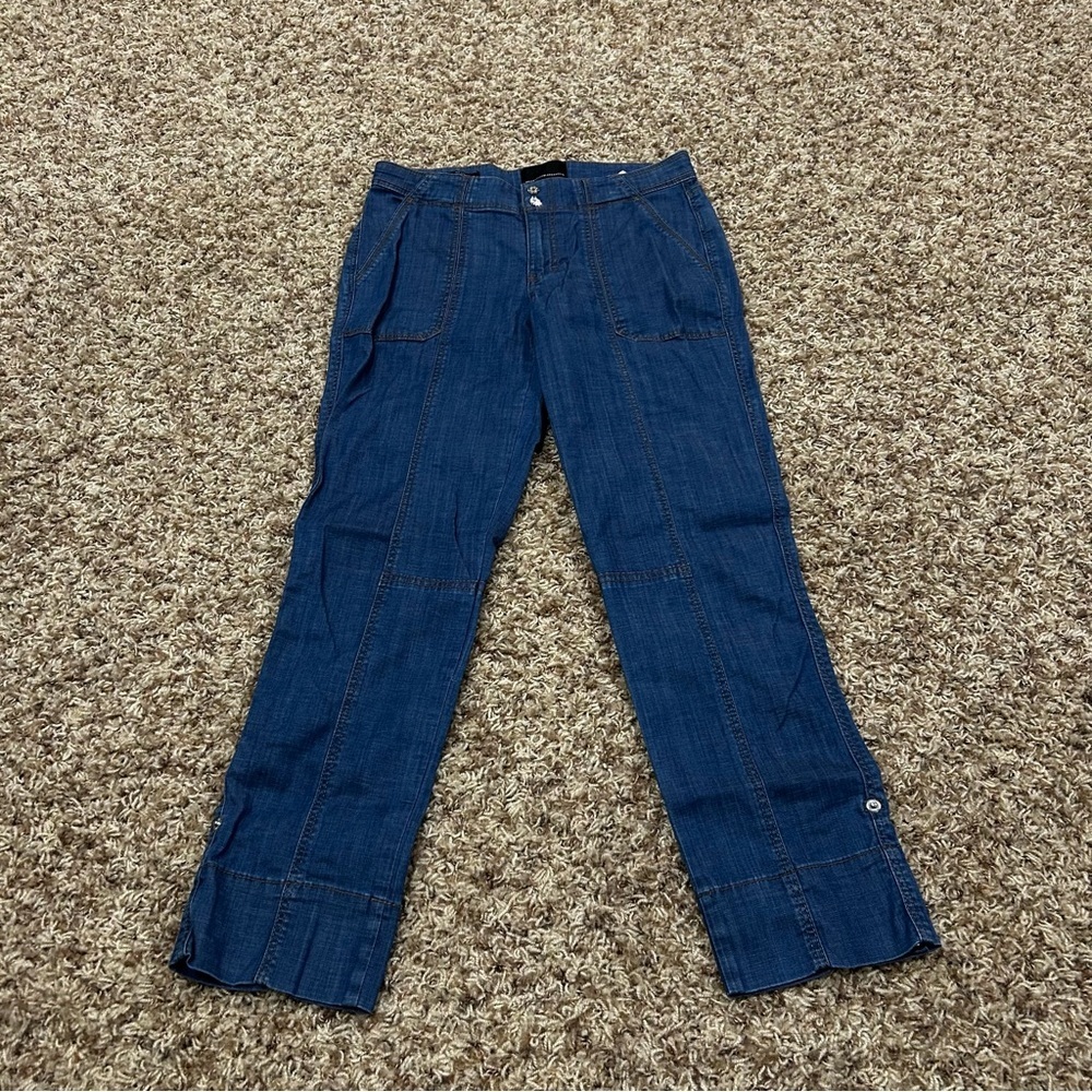 White House Black Market Mid Rise Straight Crop Size 4